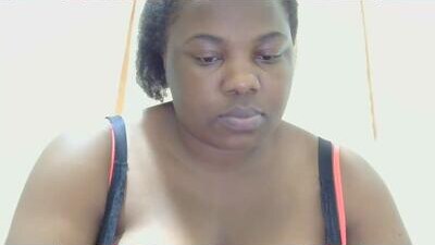 liilcutiee public webcam profile photo 8