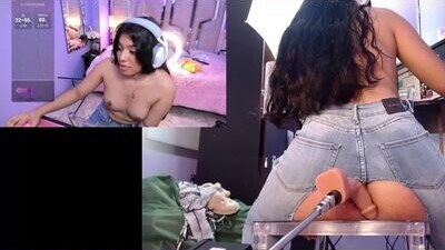 liis_ public webcam profile photo 7