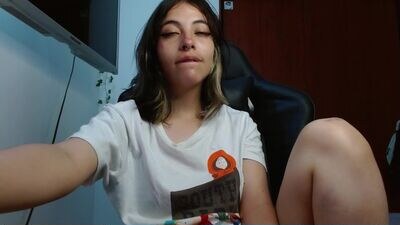 liisaax public webcam profile photo 2