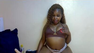 lil__cupcake public webcam profile photo 7
