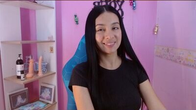 lila_pinky public webcam profile photo 6