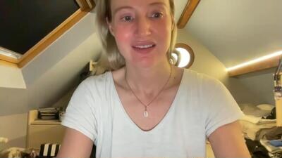 Lili_blue1 public webcam profile photo 3