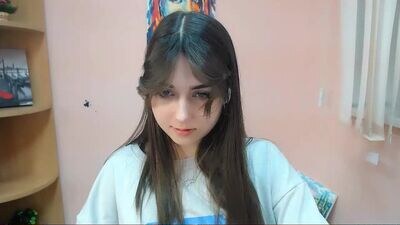 lili_magic public webcam profile photo 2
