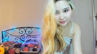 lili_wan public webcam profile photo 2