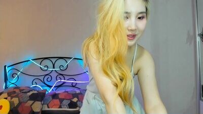 lili_wan public webcam profile photo 4