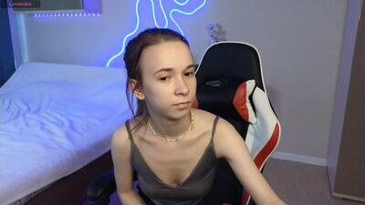 lilithstrangfor public webcam profile photo 3