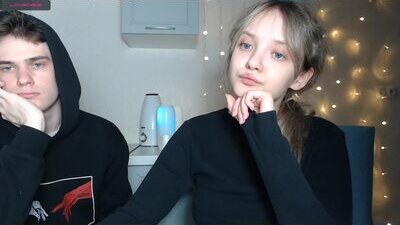 lilkrystal public webcam profile photo 5