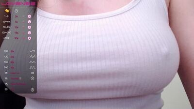 lilliasweety public webcam profile photo 4