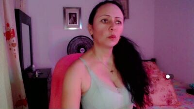 lily_benet1 public webcam profile photo 5