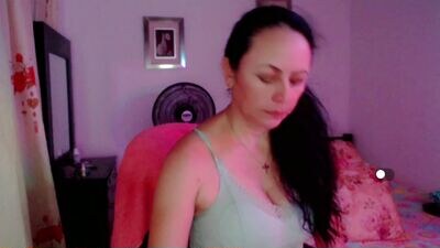 lily_benet1 public webcam profile photo 7