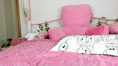 lily_holy69 public webcam profile photo 3