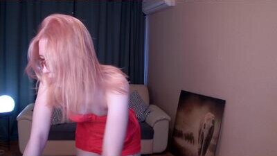 lily_spark_ public webcam profile photo 8