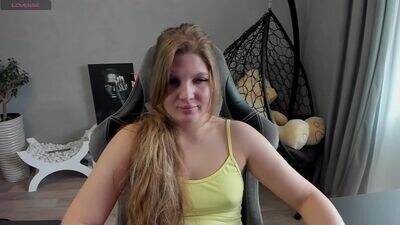 lily_williamss public webcam profile photo 2