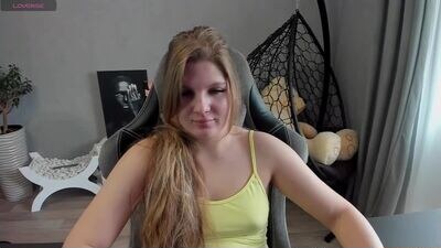 lily_williamss public webcam profile photo 3