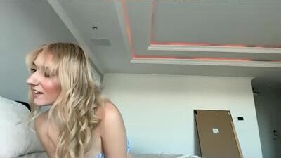 lilybrown07 public webcam profile photo 5