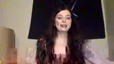 lilymae98 public webcam profile photo 2