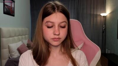 lilymoore69 public webcam profile photo 7
