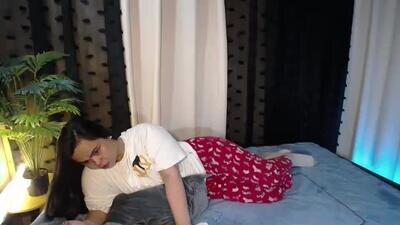 lilynumeron public webcam profile photo 2
