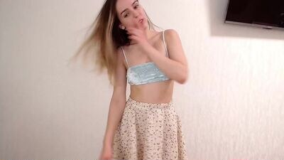 lilyswee_tie public webcam profile photo 4