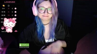 lina2d_tyan public webcam profile photo 8