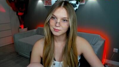 lina_korvin public webcam profile photo 10