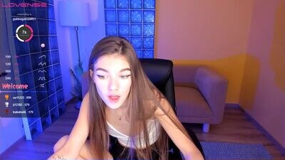 linacuevas public webcam profile photo 3