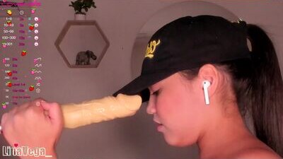 linavega_ public webcam profile photo 10