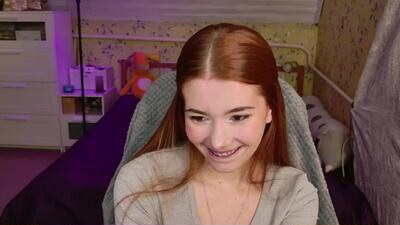 linavira public webcam profile photo 2