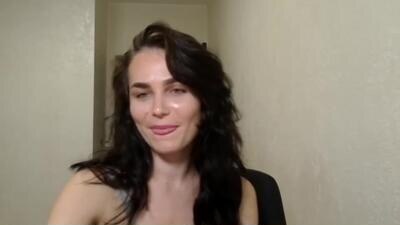 linda_aa public webcam profile photo 2
