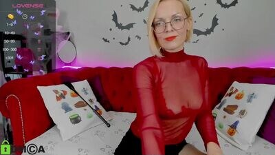 linda_swan public webcam profile photo 2