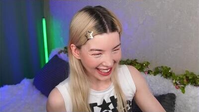 lindathackerr public webcam profile photo 7