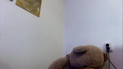 lindseytammo public webcam profile photo 2
