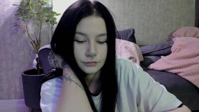 line_green public webcam profile photo 2