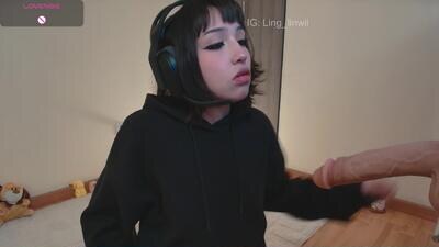 ling_meow public webcam profile photo 3