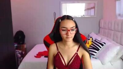 linzybaner public webcam profile photo 3