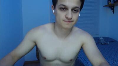lioncluess public webcam profile photo 4