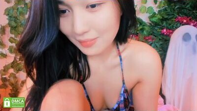 liraia public webcam profile photo 10