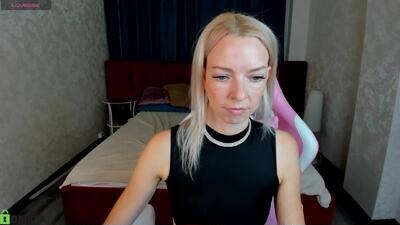lisa_magnusson public webcam profile photo 4