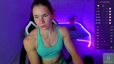 lisa_ree public webcam profile photo 3