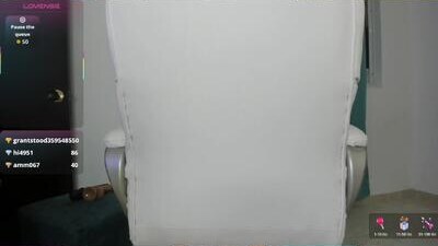 liss_glow public webcam profile photo 9