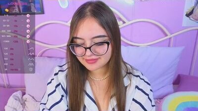little__pie public webcam profile photo 7