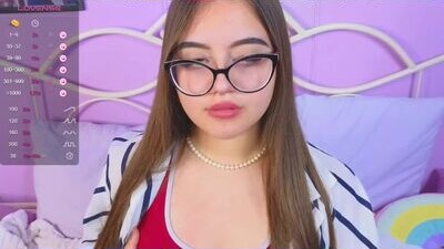 little__pie public webcam profile photo 8