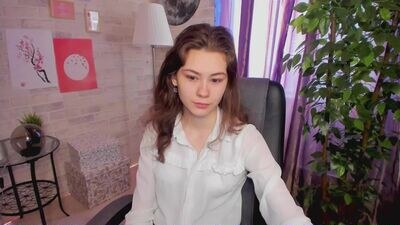 little_mandy public webcam profile photo 2