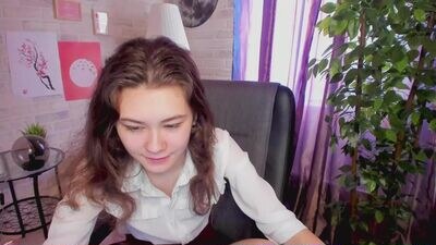 little_mandy public webcam profile photo 3