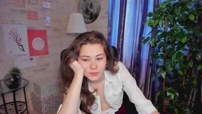 little_mandy public webcam profile photo 9
