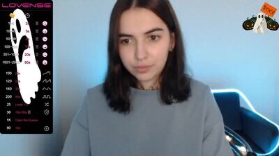 little_milady public webcam profile photo 9