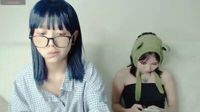 little_yena public webcam profile photo 4