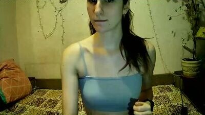 littleahwitch public webcam profile photo 6