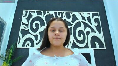 littleang3le public webcam profile photo 10