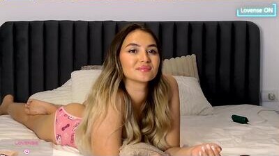 littleblondbunny public webcam profile photo 10